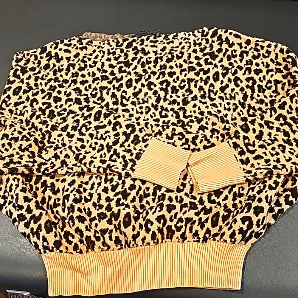 Ladies Animal Print Sweater